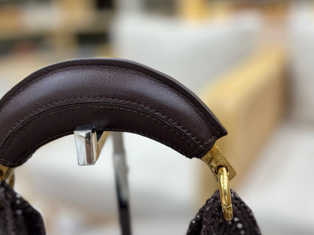 CHLO脡 25S SUMMER BANANA HOBO BAG 36 IN BROWN