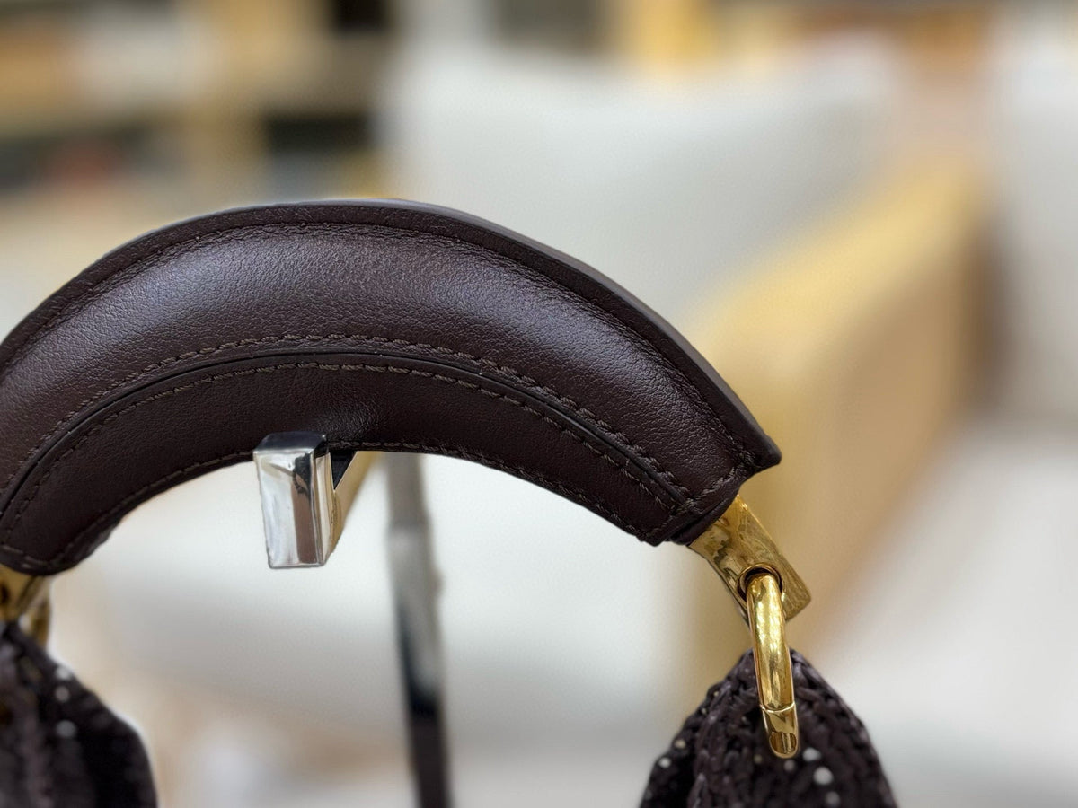 CHLO脡 25S SUMMER BANANA HOBO BAG 36 IN BROWN