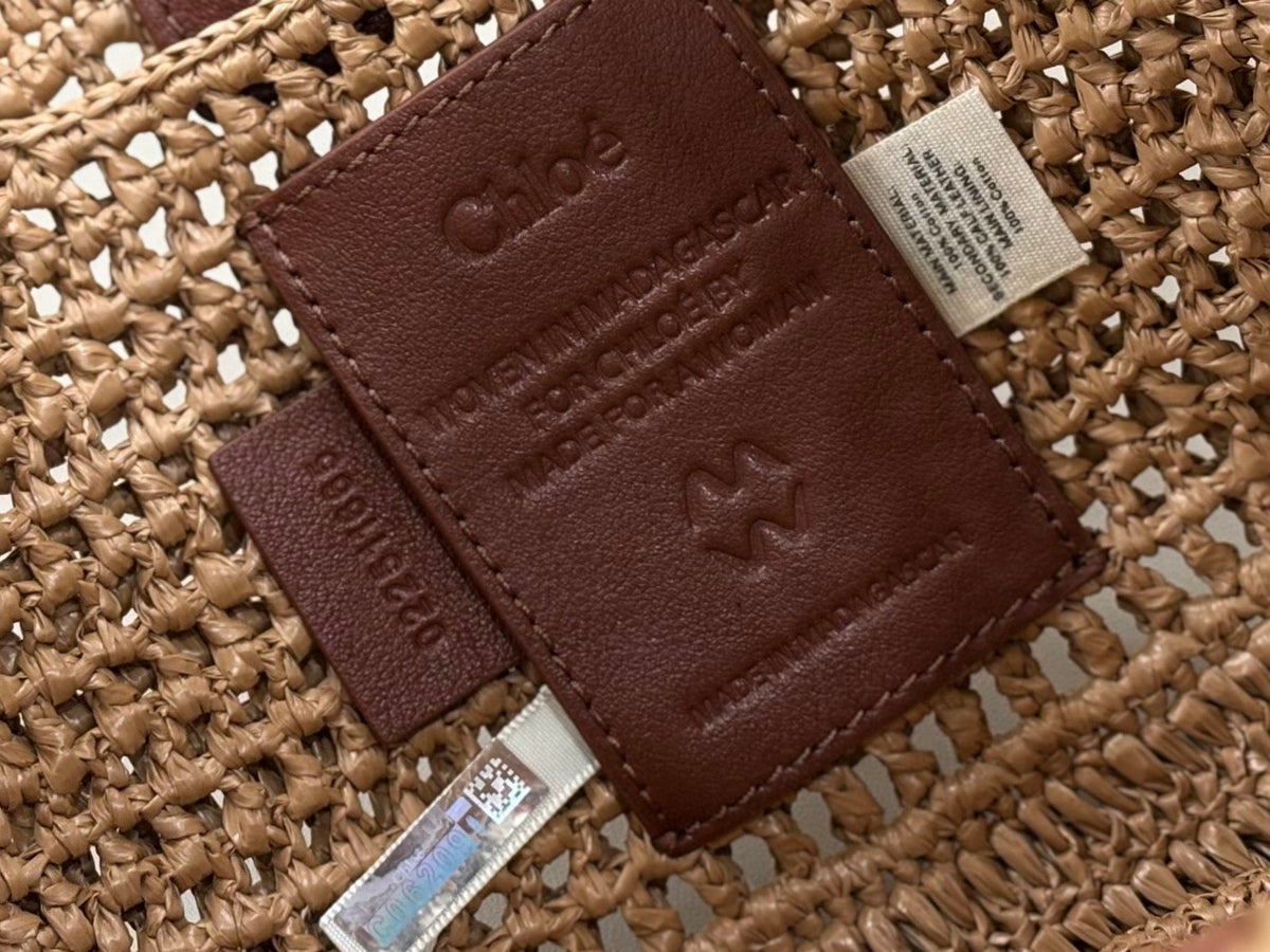 CHLO脡 25S SUMMER BANANA HOBO BAG 36 IN LIGHT BROWN