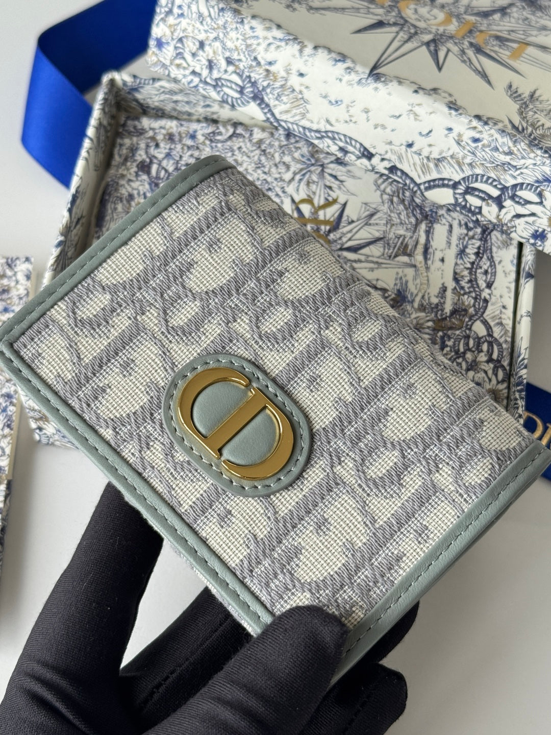 DIOR 25S CARO CARD HOLDER 11 IN GRAY CALFSKIN AND CANVAS GOLD HARDWARE