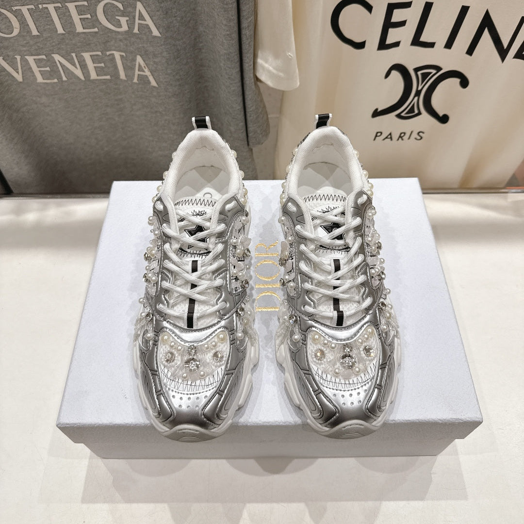 DIOR 25S SNEAKER IN SILVER LAMBSKIN AND MESH FABRIC WITH PEARL DETAILING