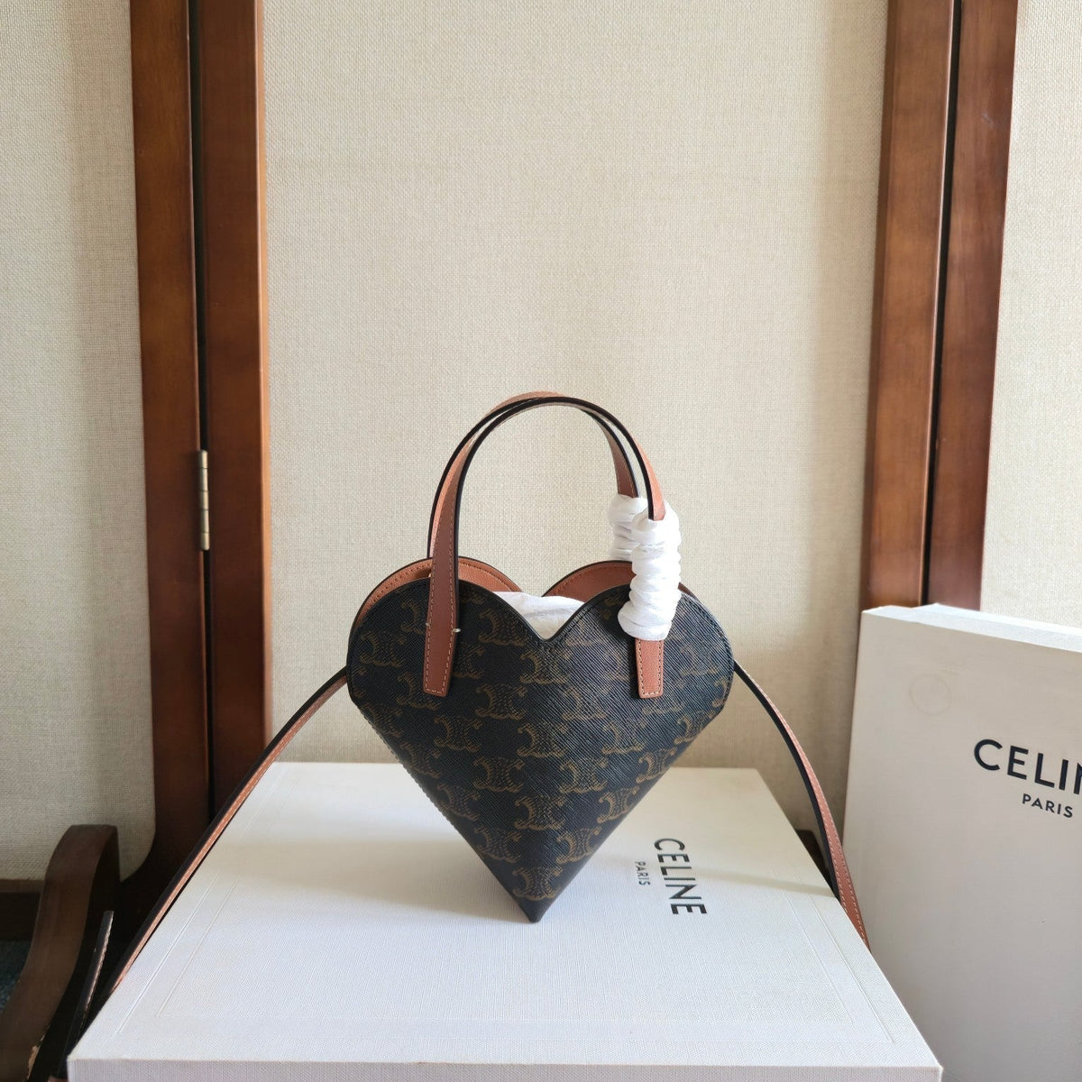 CELINE 25S TEEN COEUR BAG 19 MM IN BLACK TRIOMPHE CANVAS AND TAN CALFSKIN