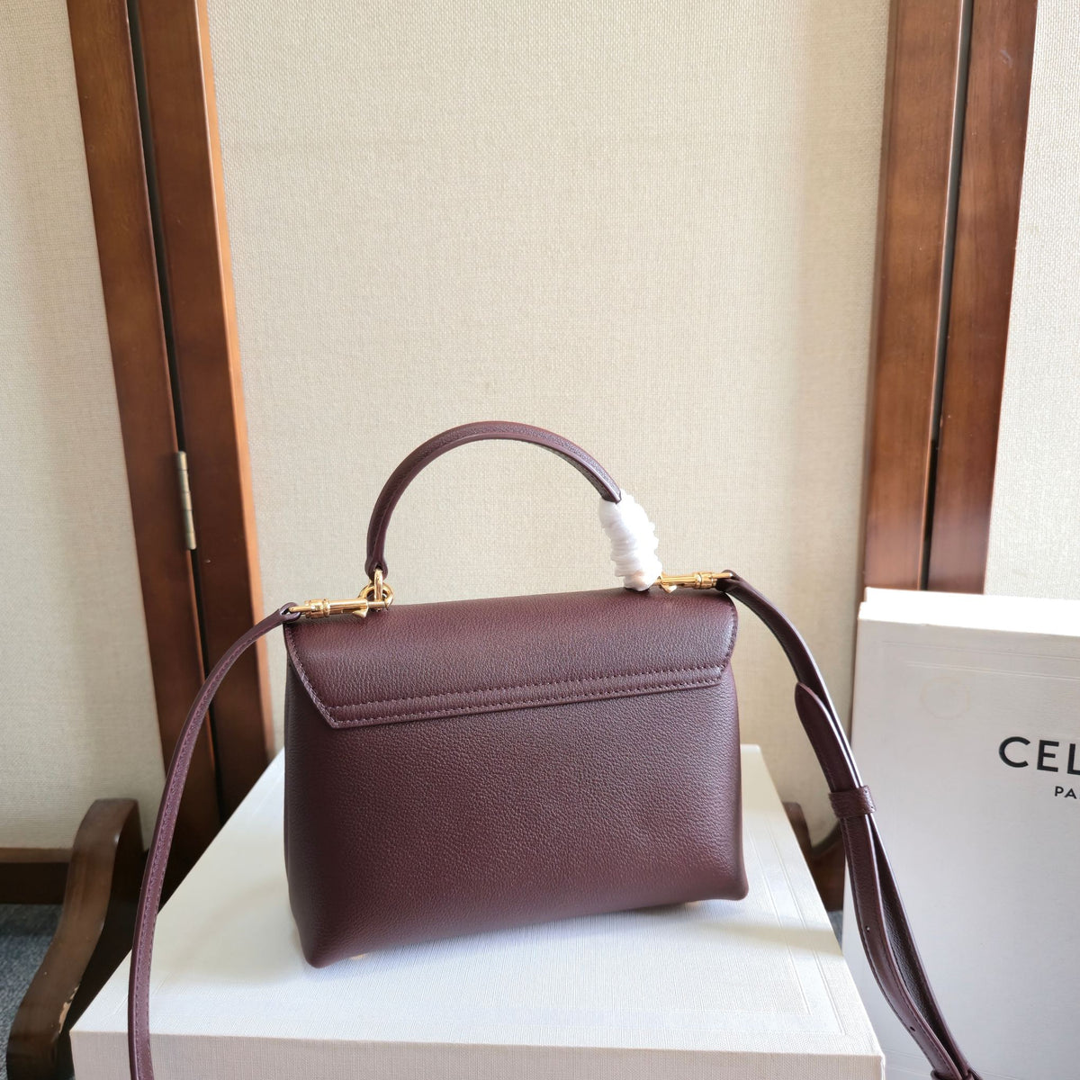 CELINE 25S NINO BAG 20MM IN SYRAH RED GRAINED CALFSKIN GOLD HARDWARE