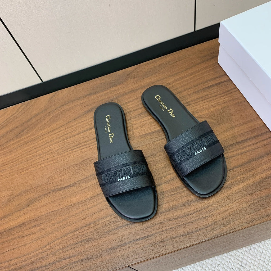 DIOR 25S DWAY SLIDE IN BLACK CALFSKIN