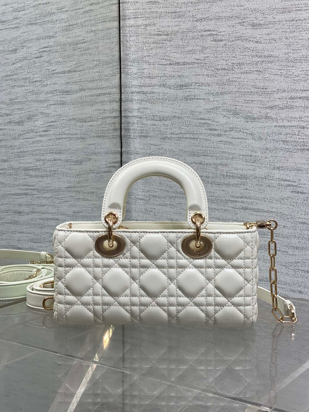 DIOR 25S SMALL LADY D鈥慗OY BAG 22 IN IVORY CALFSKIN GOLD HARDWRE