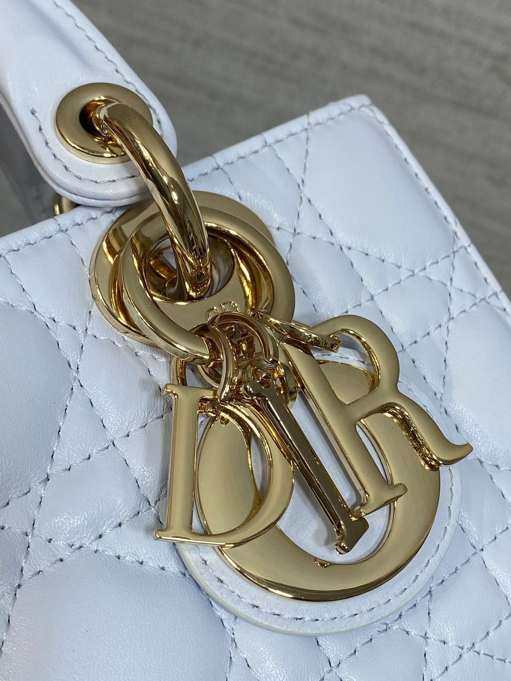 DIOR 25S SMALL LADY D鈥慗OY BAG 19 IN LIGHT BLUE CANNAGE CALFSKIN GOLD HARDWRE