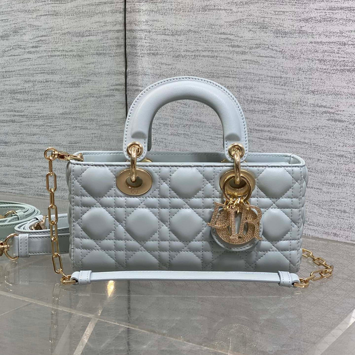 DIOR 25S SMALL LADY D鈥慗OY BAG 22 IN SHIRT BLUE CALFSKIN GOLD HARDWRE