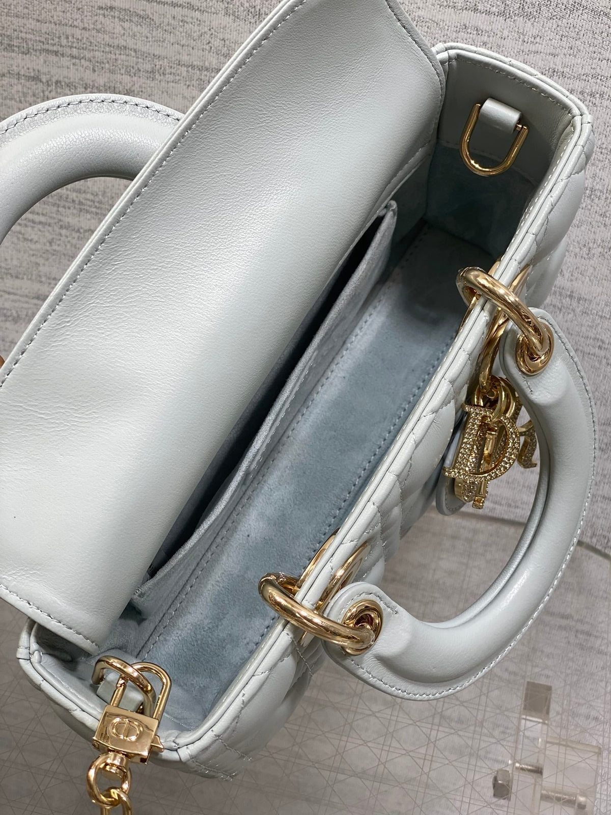 DIOR 25S SMALL LADY D鈥慗OY BAG 22 IN SHIRT BLUE CALFSKIN GOLD HARDWRE
