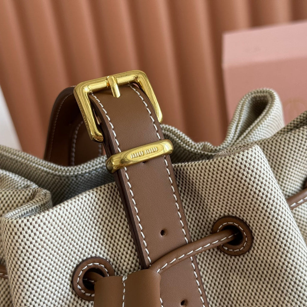 BUCKET BAG 29 BEIGE AND BRANDY IN CANVAS